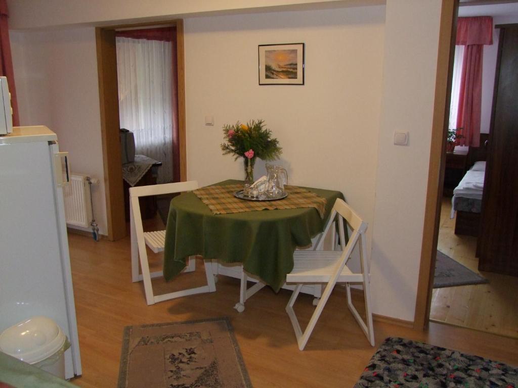 Rajna Apartmanhaz Bogács الغرفة الصورة